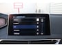 Peugeot 3008 1.2 PureTech Allure O.a: PDC, Camera, Keyless, Navi, Clima, Cruise, Etc. All-in prijs!