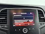 Renault Megane 1.2 TCe LIMITED | TREKHAAK | NAVI | ARMSTEUN | AIRCO | BLUETOOTH | USB | AUX | ELEKTRISCHE RAMEN VOOR & ACHTER | PDC | 16'' LM VELGEN | PRIVACY GLASS | LAGE KMSTAND! |