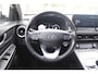 Hyundai Kona Electric EV Premium Sky 64 kWh, Schuifdak, Stoelverwarming/Verkoeling, Stuurverwarmd, Carplay, Camera, Navi, SOH 98,3%