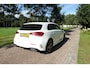 Mercedes-Benz A-klasse 200 Business Solution AMG | Panorama dak | Sfeerverlichting | Memory | Stoelverwarming | BTW |