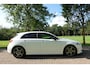 Mercedes-Benz A-klasse 200 Business Solution AMG | Panorama dak | Sfeerverlichting | Memory | Stoelverwarming | BTW |