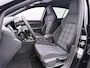 Volkswagen Golf 1.5 eHybrid GTE 272pk Panoramadak - Head up display - Trekhaak - 18 Inch - Camera