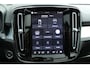 Volvo EC40 Single Motor Extended Range Plus Black Ed. 82 kWh | Eerste registratie september 2026 | Visual Park Assist met 360° Camera | Harman/Kardon | Vast Panoramadak | Elektrisch Verstelbare Voorstoelen Met Geheugen | Connect Microtech/Nubuck Bekleding | BLIS | Adaptive Cruise Control | Stoelverwarming Voor- en Achter | Stuurverwarming | Pilot Assist | Elektrische Achterklep Met Sensorsturing | Keyless |