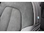 Volvo EC40 Single Motor Extended Range Plus Black Ed. 82 kWh | Eerste registratie september 2026 | Visual Park Assist met 360° Camera | Harman/Kardon | Vast Panoramadak | Elektrisch Verstelbare Voorstoelen Met Geheugen | Connect Microtech/Nubuck Bekleding | BLIS | Adaptive Cruise Control | Stoelverwarming Voor- en Achter | Stuurverwarming | Pilot Assist | Elektrische Achterklep Met Sensorsturing | Keyless |