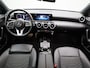 Mercedes-Benz A-klasse 180 Business Solution | Climate Control | Achteruitrijcamera | Stoelverwarming | Parkeersensoren |