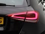 Mercedes-Benz A-klasse 180 Business Solution | Climate Control | Achteruitrijcamera | Stoelverwarming | Parkeersensoren |