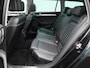 Volkswagen Passat Variant 1.4 TSI PHEV GTE Business | Apple Carplay / Android Auto | Panoramadak | Elektrische Stoelen | Head-up Display | Achteruitrijcamera | Stoelverwarming | Parkeersensoren | Trekhaak |