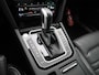 Volkswagen Passat Variant 1.4 TSI PHEV GTE Business | Apple Carplay / Android Auto | Panoramadak | Elektrische Stoelen | Head-up Display | Achteruitrijcamera | Stoelverwarming | Parkeersensoren | Trekhaak |