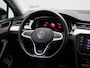 Volkswagen Passat Variant 1.4 TSI PHEV GTE Business | Apple Carplay / Android Auto | Panoramadak | Elektrische Stoelen | Head-up Display | Achteruitrijcamera | Stoelverwarming | Parkeersensoren | Trekhaak |