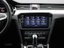 Volkswagen Passat Variant 1.4 TSI PHEV GTE Business | Apple Carplay / Android Auto | Panoramadak | Elektrische Stoelen | Head-up Display | Achteruitrijcamera | Stoelverwarming | Parkeersensoren | Trekhaak |