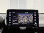 Toyota Yaris Cross 1.5 Hybrid Dynamic edition | Parkeersensoren voor + achter | 4seizoen banden | Privacy glass | Apple Carplay & Android Auto | Navigatie