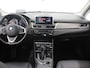 BMW 2-Serie Active Tourer 225xe iPerformance High Executive | SOH 88% | HUD | Lederen Interieur | Navigatie | DAB | Parkeercamera | Stoelverwarming | Panoramadak | Harman/Kardon | LED | Elek. Achterklep |