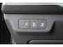 Audi Q3 1.5 e-hybrid 272pk S edition | Panoramadak | Trekhaak | Adaptive Cruise | Sfeerverlichting | 3-zone Cimatronic | Stoel- & Stuurverwarming