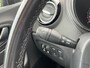 Renault Captur 0.9 TCe Intens / Dealer onderhouden / Trekhaak / Camera / Parkeerhulp V+A / Dodehoek / LMV /