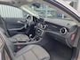 Mercedes-Benz CLA 180 BlueEFF. Ambition / pano dak / klasse 3 / navi