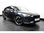 CUPRA Leon Sportstourer e-Hybrid l Camera l Stuurverwarming l Adapt. Cr Control l Full LED l 18" l PDC V & A l Navigatie l Appla Car PLay / Android l