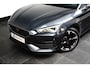 CUPRA Leon Sportstourer e-Hybrid l Camera l Stuurverwarming l Adapt. Cr Control l Full LED l 18" l PDC V & A l Navigatie l Appla Car PLay / Android l