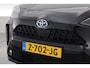 Toyota Yaris Cross 1.5 Hybrid Team D | Rijklaar! | Navi | Adapt. Cruise | Apple CarPlay | Camera | Keyless |