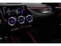 Mercedes-Benz GLA 200 Automaat AMG Line Navigatie Climate Control Camera Parkeer sensoren Stoelverwarming Electrisch bedienbare achterklep Dab Led Sfeerverlichting Extra Getint Glas