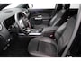 Mercedes-Benz GLA 200 Automaat AMG Line Navigatie Climate Control Camera Parkeer sensoren Stoelverwarming Electrisch bedienbare achterklep Dab Led Sfeerverlichting Extra Getint Glas