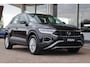 Volkswagen T-Roc 1.0 TSI 110pk Life | Navigatie | PDC | Climate Control | Carplay