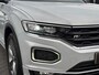 Volkswagen T-Roc 1.5 TSI Sport VERWACHT|R-LINE binnen/buiten|Afn Trekhaak|18 Inch|Privacy Glass