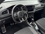 Volkswagen T-Roc 1.5 TSI Sport VERWACHT|R-LINE binnen/buiten|Afn Trekhaak|18 Inch|Privacy Glass