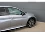 Peugeot e-208 EV GT 51 kWh | Fase 3 laden | SOH 96% | Luxe stoelen | Massage | Stoelverwarming | Navigatie | Camera voor + achter |
