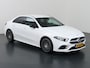Mercedes-Benz A-klasse 200 Business Solution AMG | Night | Achteruitrijcamera | Sfeerverlichting | Privacybeglazing | Stoelverwarming | Apple Carplay |