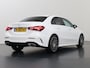 Mercedes-Benz A-klasse 200 Business Solution AMG | Night | Achteruitrijcamera | Sfeerverlichting | Privacybeglazing | Stoelverwarming | Apple Carplay |