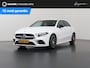 Mercedes-Benz A-klasse 200 Business Solution AMG | Night | Achteruitrijcamera | Sfeerverlichting | Privacybeglazing | Stoelverwarming | Apple Carplay |