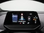 Volkswagen ID.4 Pro 77 kWh 286 PK | SOH 99% | Achteruitrijcamera | Stuur & Stoelverwarming | DCC | Warmtepomp | Trekhaak | Head-up Display|