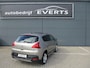 Peugeot 3008 1.6 e-HDI Active 115001 Km met rapport en boekjes aantoonbaar iets schade zie foto meeneem prijs unieke diesel