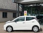 Toyota Aygo 1.0 VVT-i x-fun 5Drs 95d-KM! Airco Bluetooth NL-Auto NAP!