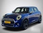 MINI Cooper 5-Deurs 1.5 Business Edition(NL-auto, Goed onderh, Carplay, Navi, StoelV, Climate Con, Automaat, PDC V+A, Etc)