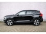 Volvo XC40 2.0 B4 Plus Dark | Trekhaak | Panoramadak | Lichtmetalen Velgen 19 inch | All-Season banden | Harman Kardon Audio | Achteruitrijcamera | Parkeersensoren | Keyless Entry | Elektrische Achterklep | Elektrisch Verstelbare Voorstoelen | Stoelverwarming | Google Navigatie | Apple Carplay | Android Auto