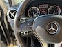 Mercedes-Benz B-klasse 180 Ambition / Nieuwe-Ketting / Grote-Beurt / NL-Auto / Automaat / Cruise-Control / Trekhaak / Leder / Navi / Radio-Bluetooth / Houtafwerking-Interieur / Flippers / PDC V+A / 16'' LMV / All-Season / ENZ.