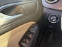 Mercedes-Benz B-klasse 180 Ambition / Nieuwe-Ketting / Grote-Beurt / NL-Auto / Automaat / Cruise-Control / Trekhaak / Leder / Navi / Radio-Bluetooth / Houtafwerking-Interieur / Flippers / PDC V+A / 16'' LMV / All-Season / ENZ.