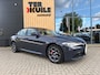 Alfa Romeo Giulia 2.0T Super / Veloce interieur
