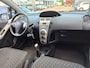 Toyota Yaris 1.0 VVTi Spirit|2e eig|NAP|Airco|Cruise|El.Raam