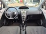 Toyota Yaris 1.0 VVTi Spirit|2e eig|NAP|Airco|Cruise|El.Raam