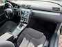 Volkswagen Passat Variant 1.8 TFSI Comfortline Business Aut. App-Connect Navi Camera Trekhaak NL-Auto NAP!