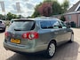 Volkswagen Passat Variant 1.8 TFSI Comfortline Business Aut. App-Connect Navi Camera Trekhaak NL-Auto NAP!