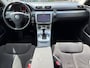 Volkswagen Passat Variant 1.8 TFSI Comfortline Business Aut. App-Connect Navi Camera Trekhaak NL-Auto NAP!