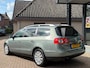 Volkswagen Passat Variant 1.8 TFSI Comfortline Business Aut. App-Connect Navi Camera Trekhaak NL-Auto NAP!