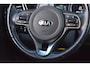 Kia Niro EV E-Niro DynamicPlusLine 64 kWh | SOH 97,5% | NAP | STOELVERWARMING | CAMERA | SCHUIFKANTELDAK