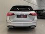 Mercedes-Benz B-klasse 200 AMG aut. 58.889KM/PANO/TREKHAAK/MEMORY/LED/CAMERA/CARBON/18" AMG/AMG-SPORT-STOELEN/DODE-HOEK/LANE-ASSIST/EL.A.KLEP/PRIVACY/DONKERE-HEMEL/NIGHT-PAKKET/IRIDIUM-SILVER/UNIEKE AUTO,ABSOLUTE NIEUWSTAAT