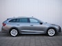 Skoda Octavia Combi 1.5 TSI MHEV Business Edition Plus 150 Pk Automaat Navi / DAB / Apple Carplay / Camera / Stoelverwarming / Pano-dak