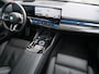 BMW i5 M60 xDrive 84 kWh 601 Pk Automaat M-sport pro / Navi / DAB / Apple Carplay / Camera / SOH 95,8%