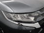 Mitsubishi Outlander 2.0 PHEV instyle+ Bluetooth, Cruise control adaptief, Parkeersensor voor en achter, Rondomzicht camera, Verwarmde voorruit Een ruime en luxe SUV met een comfortabele uitstraling en veel praktische mogelijkheden. Dankzij de plug-in hybride aandrijving combineert hij kracht en comfort met een efficiënte rijervaring